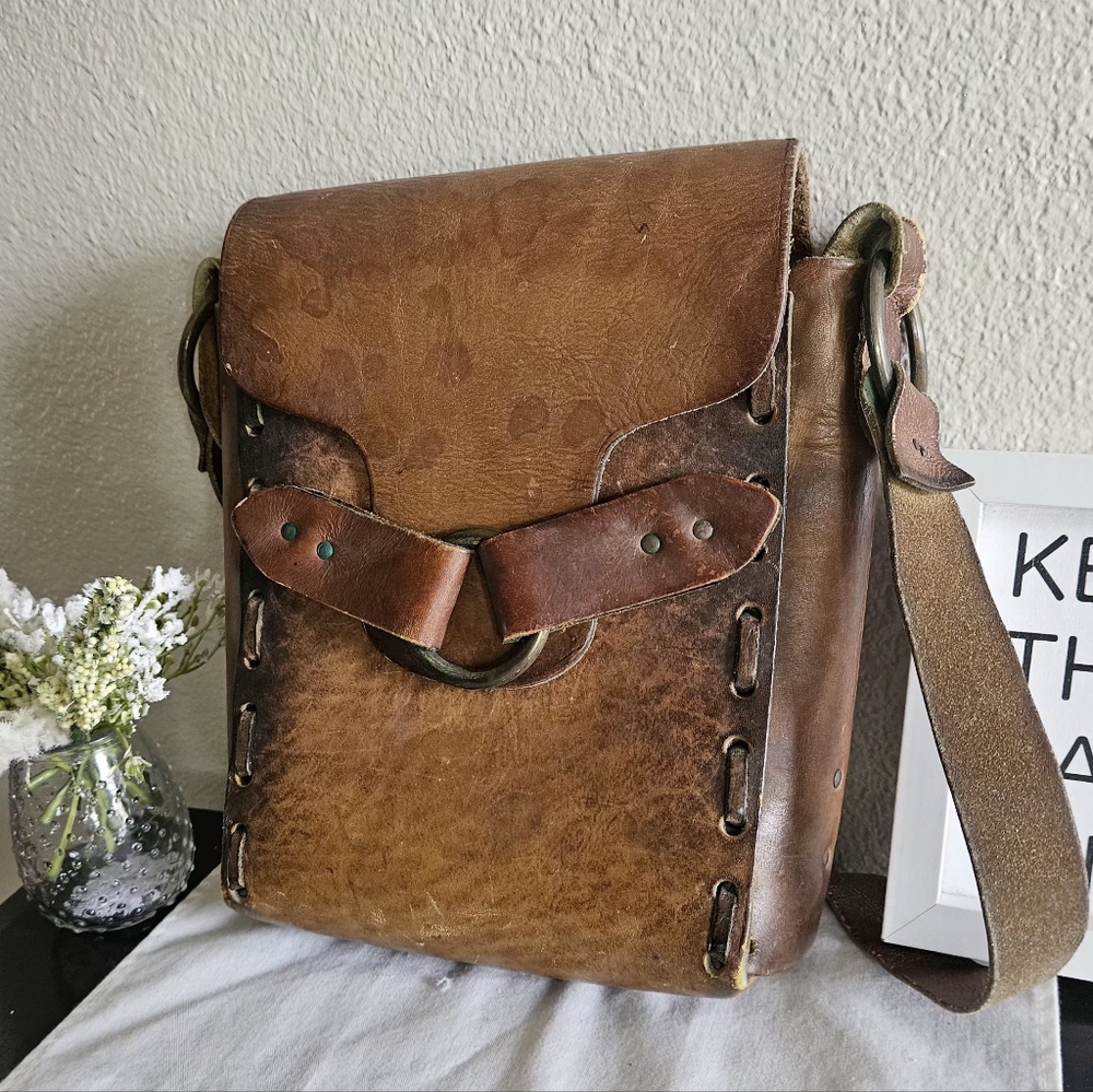 Vintage Brown Leather Crossbody Bag